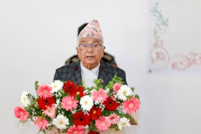  कर्मचारीतन्त्रले नागरिकको मन जित्न सके लोकतन्त्रमा जनताको हित हुन्छ : राष्ट्रपति पौडेल 